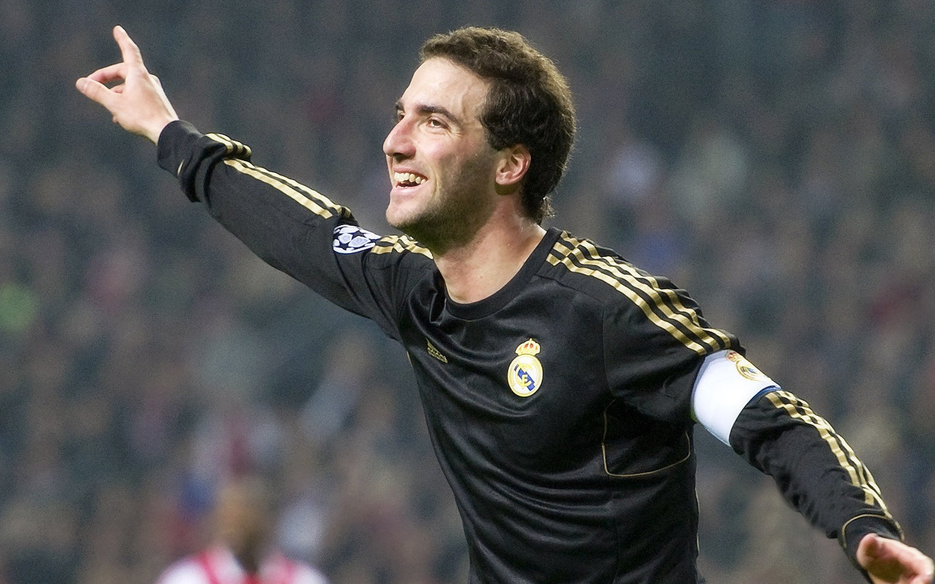 -吉尔英联将迎战曼城，强强对话势必激烈，吉尔曼起重机有限公司